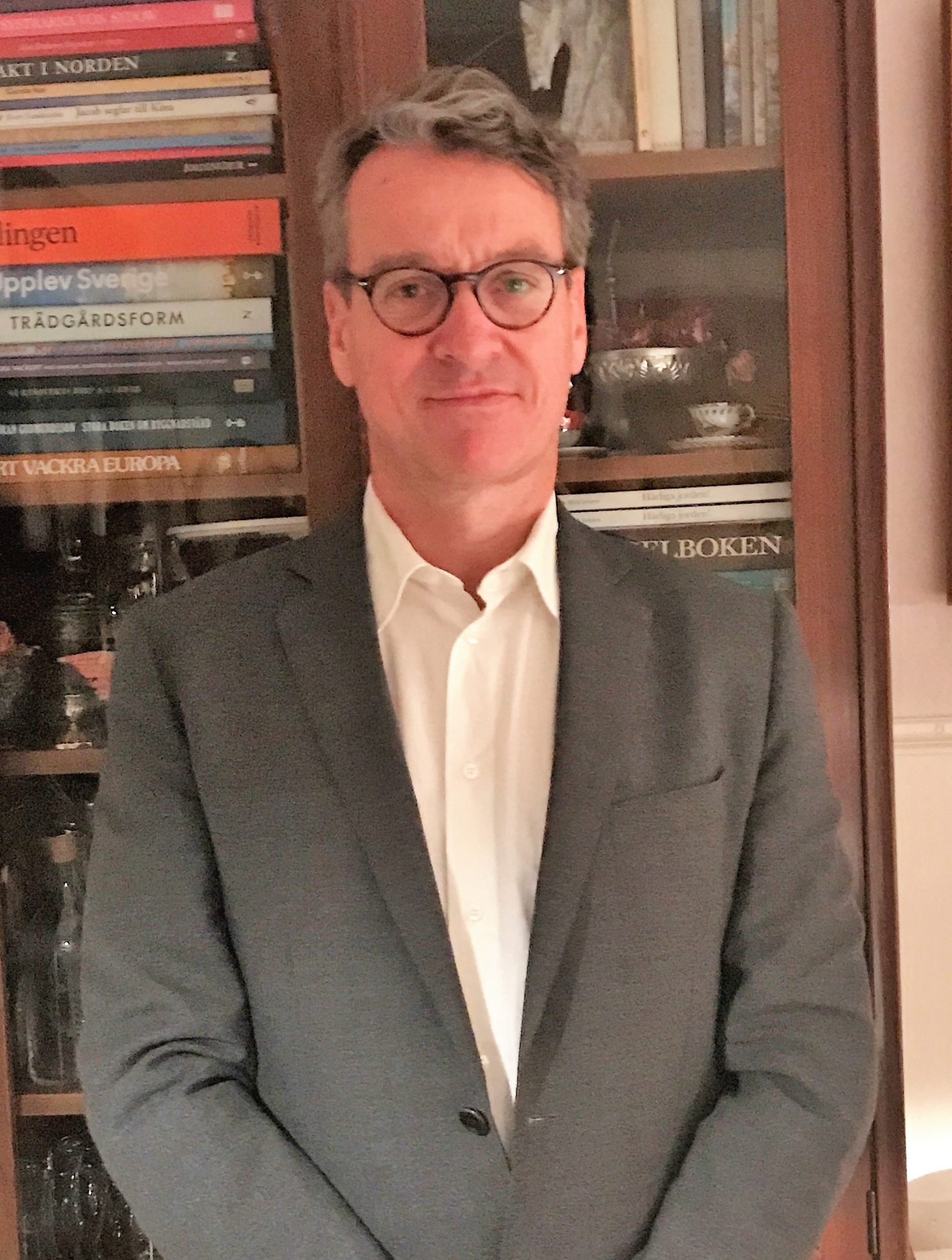 Foto, TJ-1